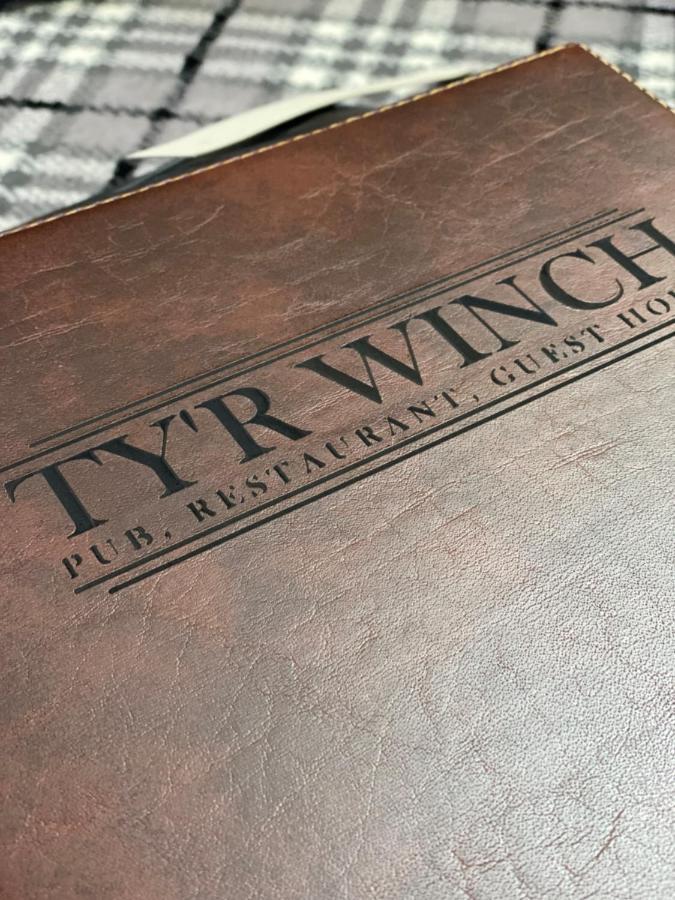 Tyr Winch Hotel Кардиф Екстериор снимка